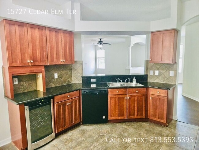 Building Photo - 15727 Cedar Elm Terrace