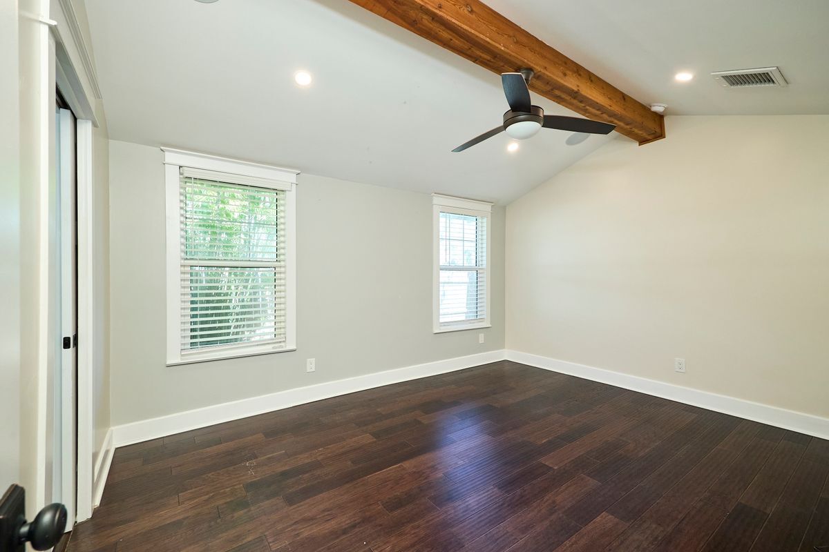 Building Photo - 6008 N Highland Ave