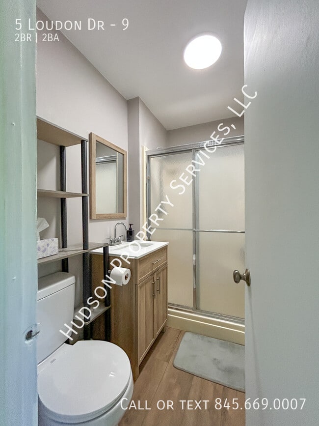 Building Photo - 5 Loudon Dr