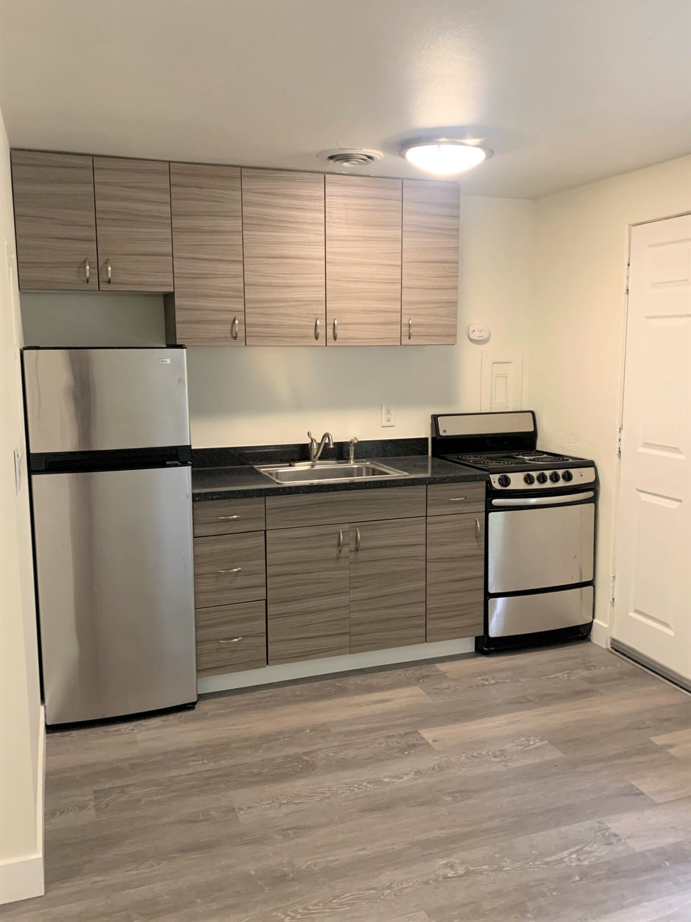 Building Photo - 3031 20th Avenue West