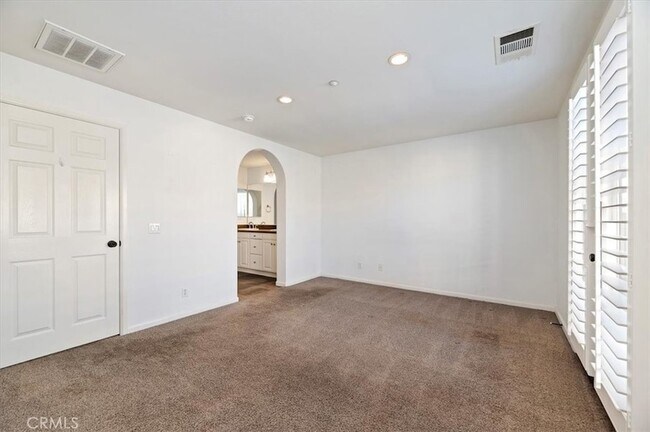Building Photo - 4433 Owens St