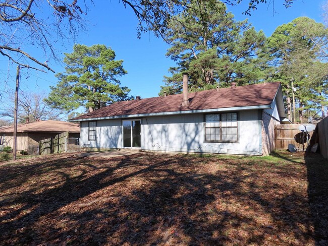 Building Photo - Lovely 3 Bedroom, 2 Bath Home in Tyler!