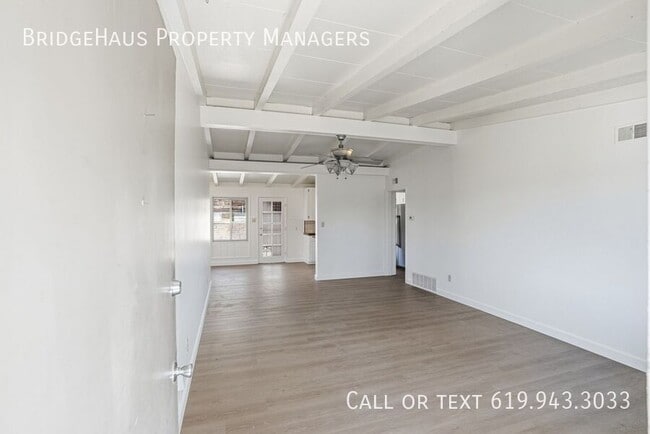 Building Photo - 7562 Zemco Dr