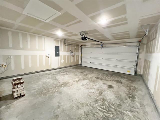 Building Photo - 1106 Airbender Dr