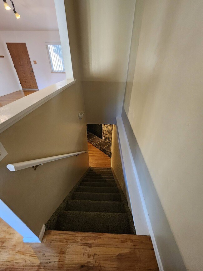 Building Photo - 2618 N Prospect St