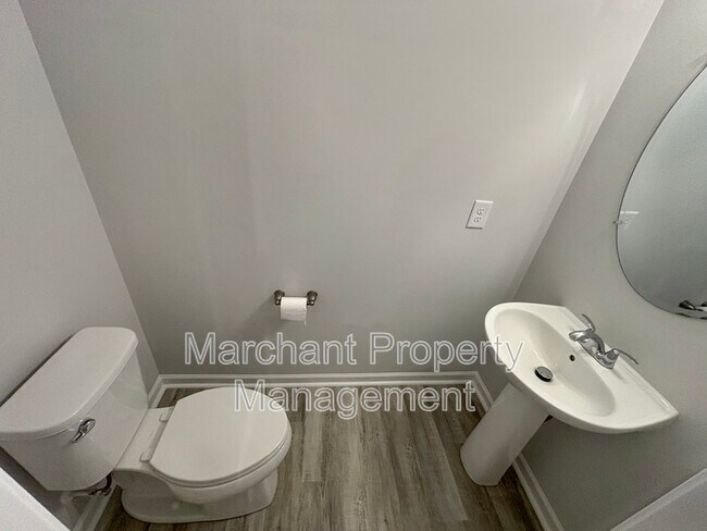 Building Photo - 154 Randwick Ln