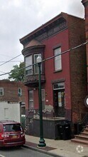 Building Photo - 542 1st St
