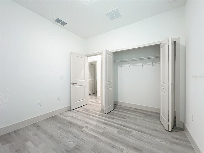 Building Photo - 9301 N Akola Way