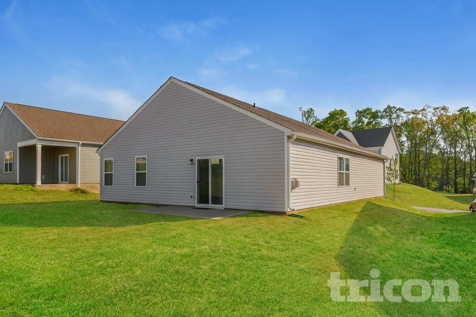 Building Photo - 250 Fenwick Dr