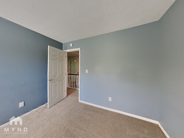 Building Photo - 10301 Springridge Cir