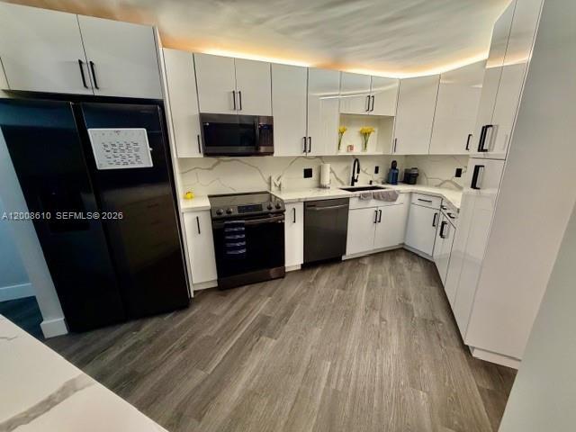 Building Photo - 5800 Camino Del Sol