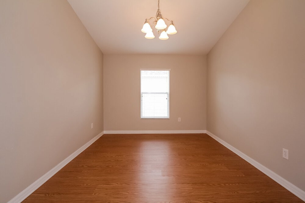 Building Photo - 10620 Shady Preserve Dr