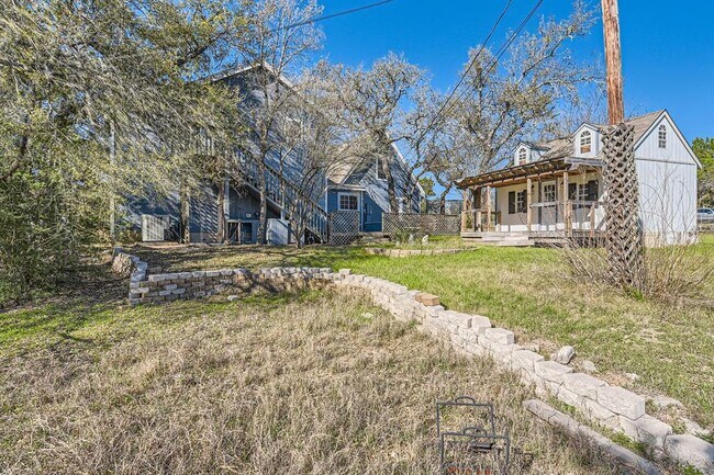 Building Photo - 13003 S Madrone Trail