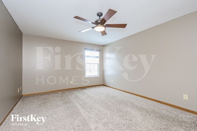 Building Photo - 969 Gray Dr