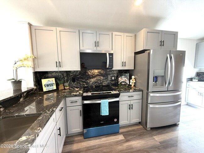 Building Photo - 2924 Pebble Creek St