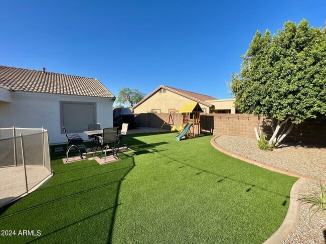 Building Photo - 8616 E Ocaso Ave