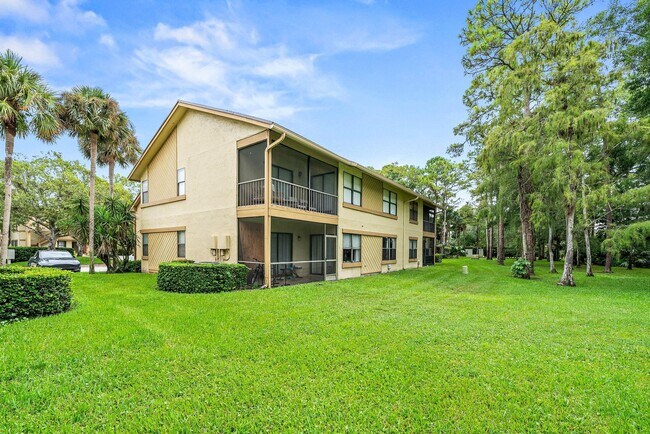 Building Photo - 13105 Belhaven Ct
