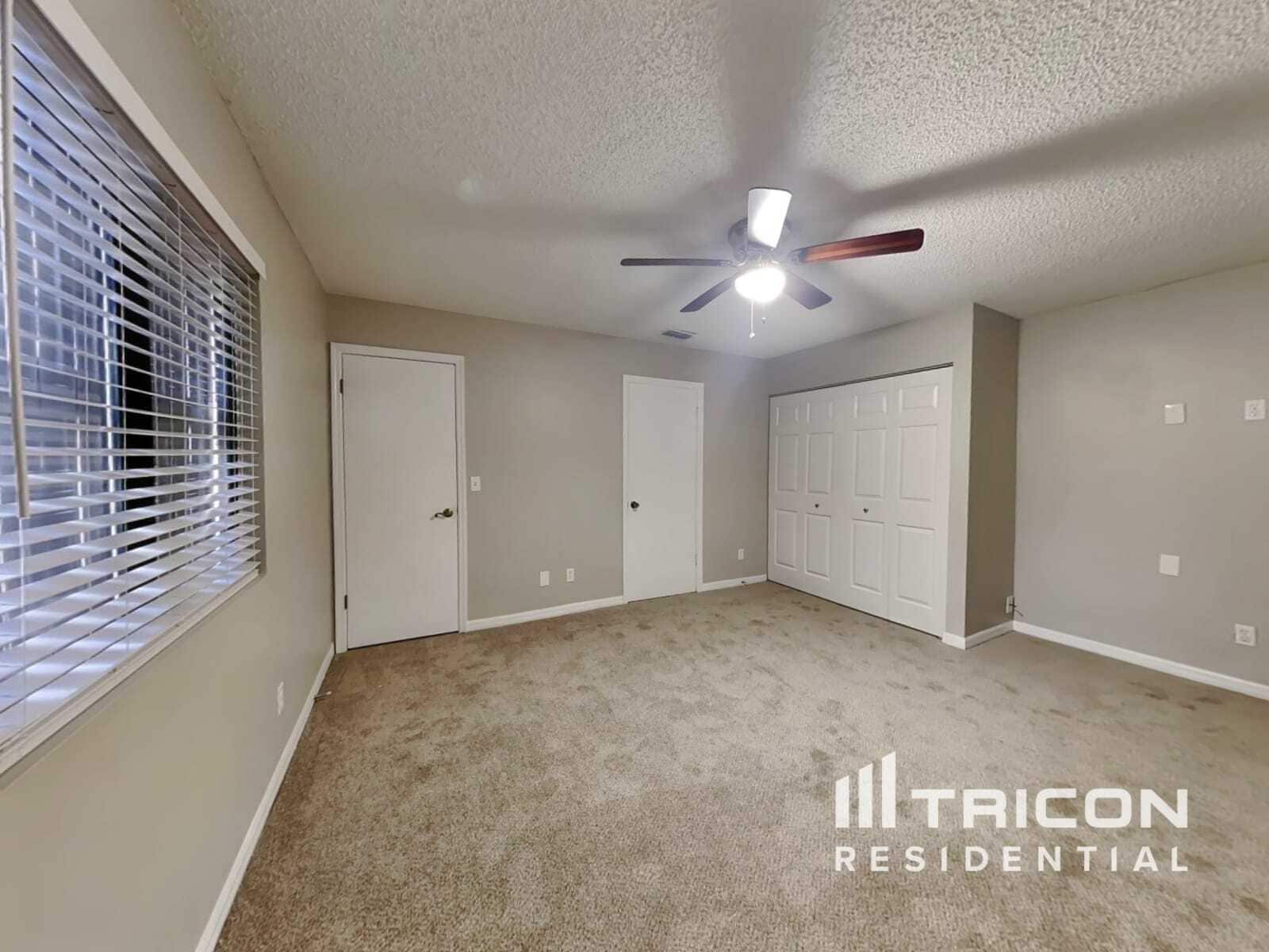 Building Photo - 3413 Yule Tree Dr