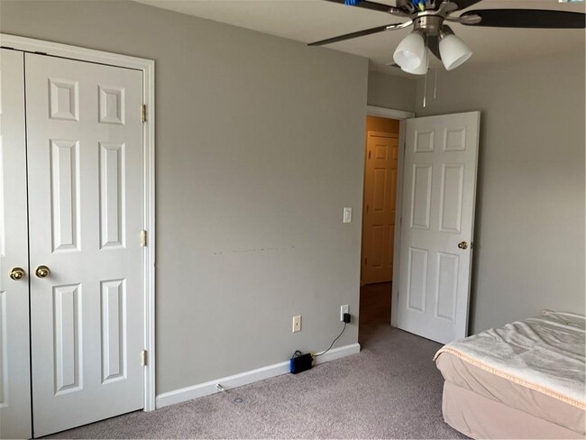 Building Photo - 11180 Brunson Dr