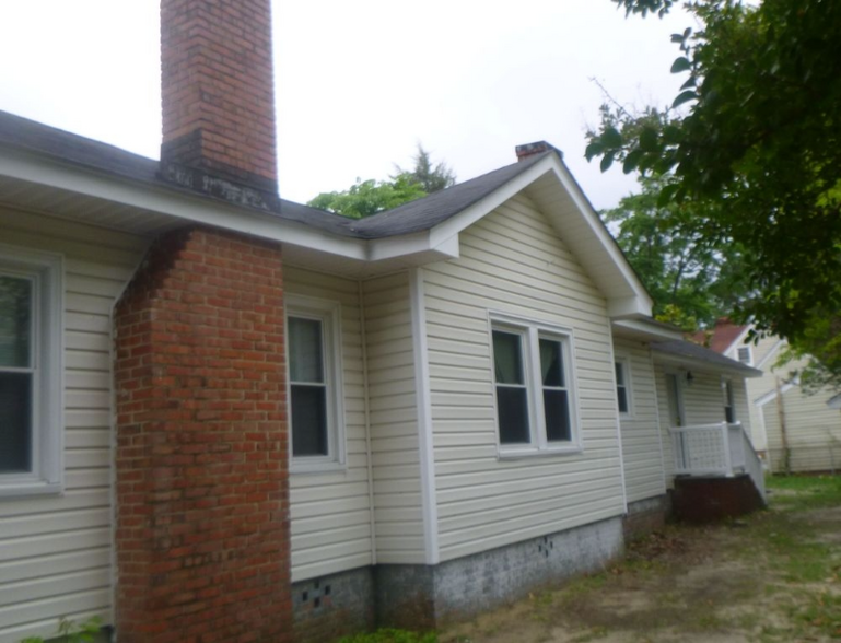 Building Photo - 308 S Meade St