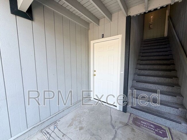 Building Photo - 16006 34th Ave S