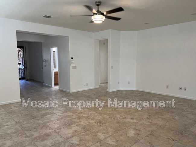 Building Photo - 3731 Aspen Ave