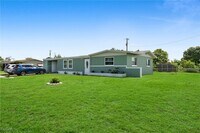 Building Photo - 102 Oleander Rd