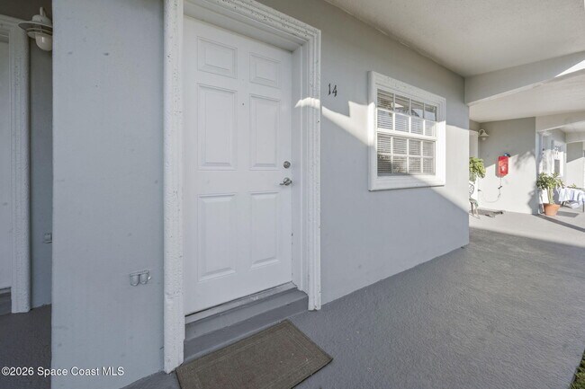 Building Photo - 1170 S Patrick Dr
