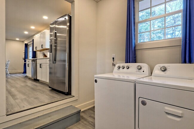 Building Photo - 3455 Hwy 441