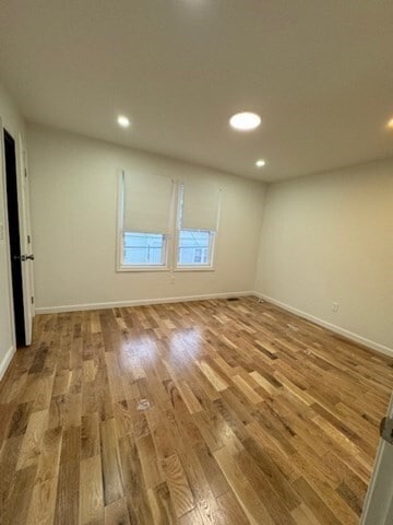 Building Photo - 4 Hilton St