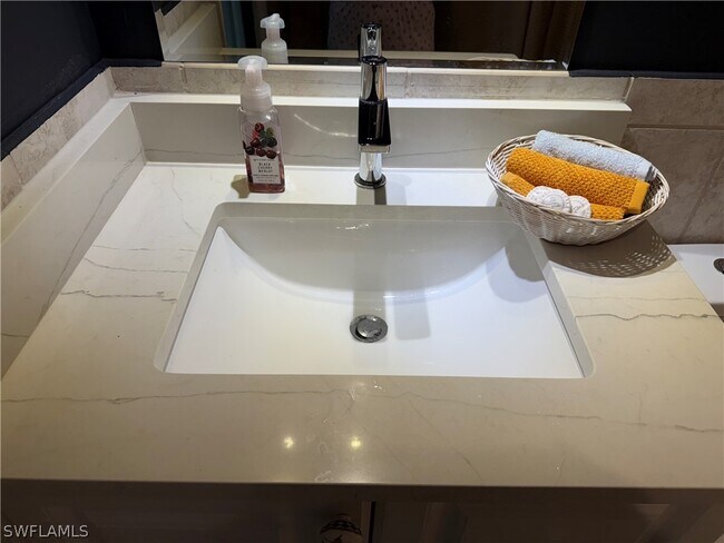 Building Photo - 1810 Bald Eagle Dr