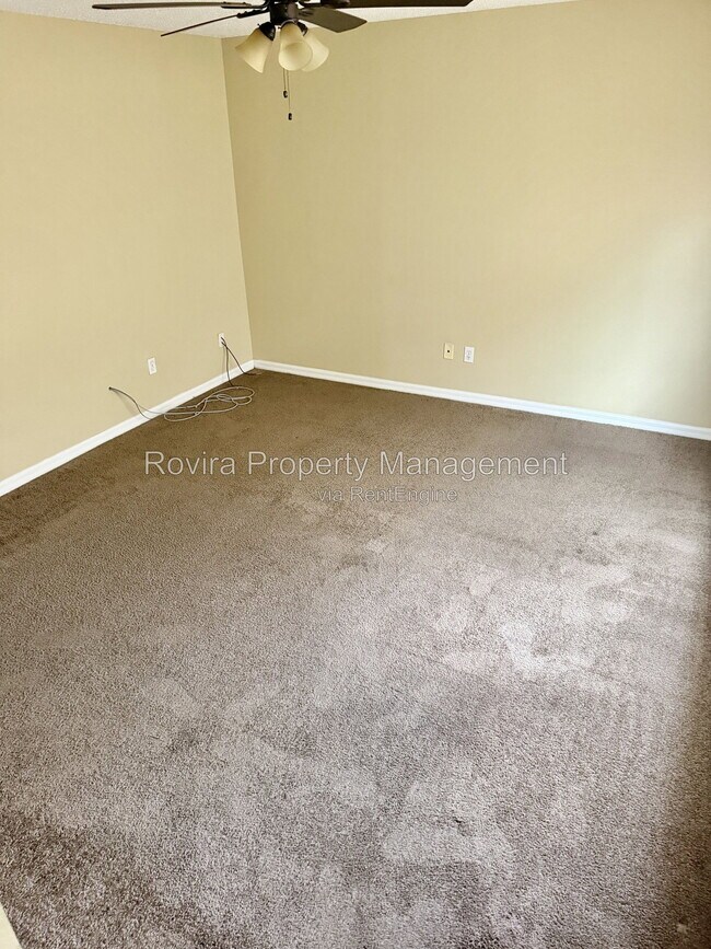 Building Photo - 1326 Aguacate Ct