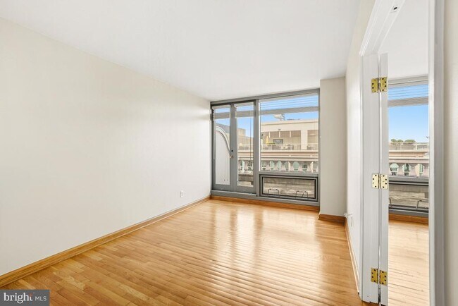 Building Photo - 801 Pennsylvania Ave NW