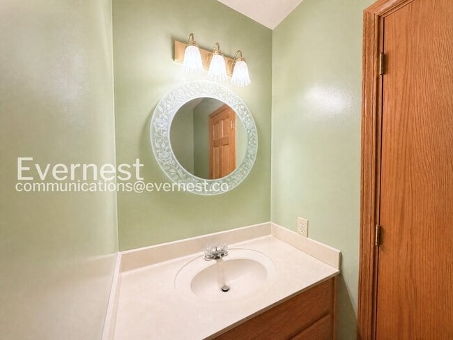 Building Photo - Modern 3-Bedroom, 2-Bath Home with Spacious Garage, Cozy Patio & Pet-Friendly Living – Available ...