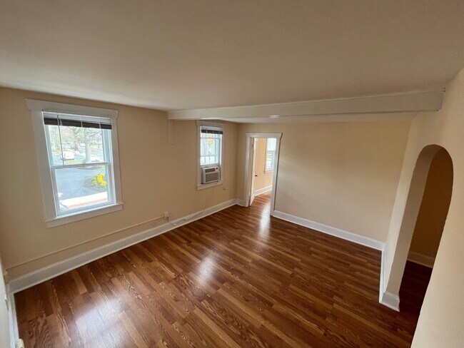 Living Room (View #1) - 6 N Main St