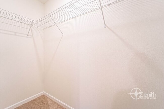 Building Photo - 15312 NE 72nd Way