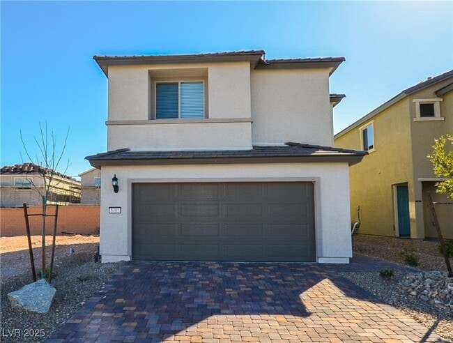 Primary Photo - 5401 Lynn Crk Ave