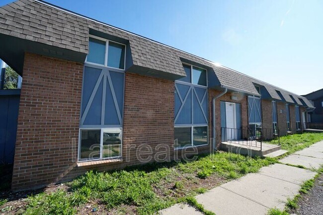 Primary Photo - 11681 W 44th Ave