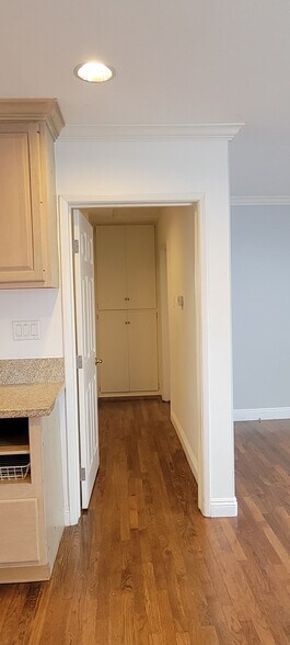 Building Photo - 17565 Bullock St