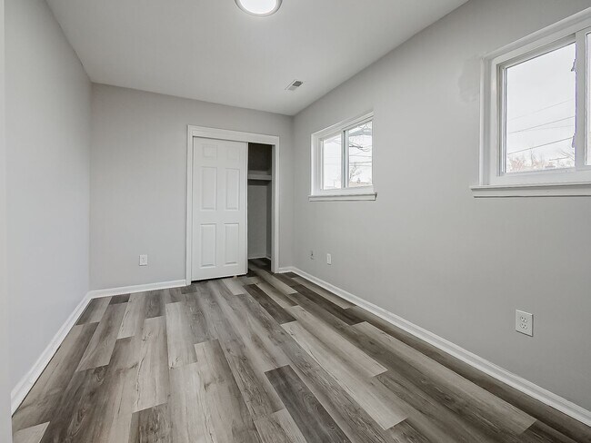 Building Photo - Fresh Start in the Heart of Hazel Park – 3 Bedroom Charmer on Powell Ave