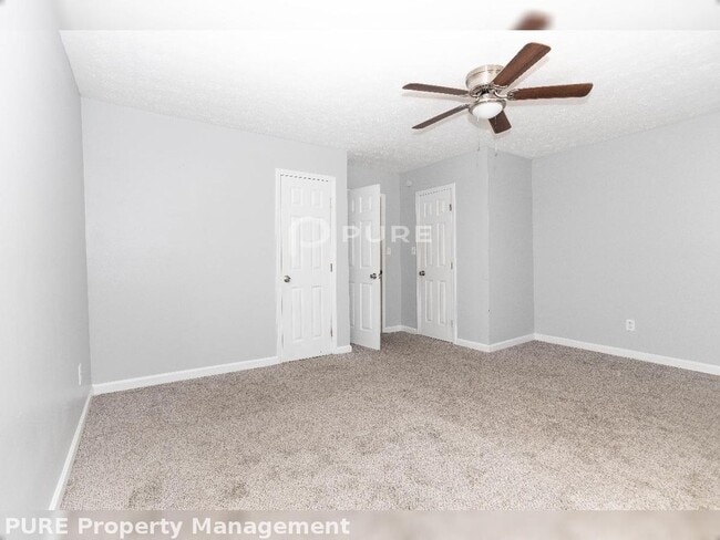 Building Photo - 6528 Buffington Rd