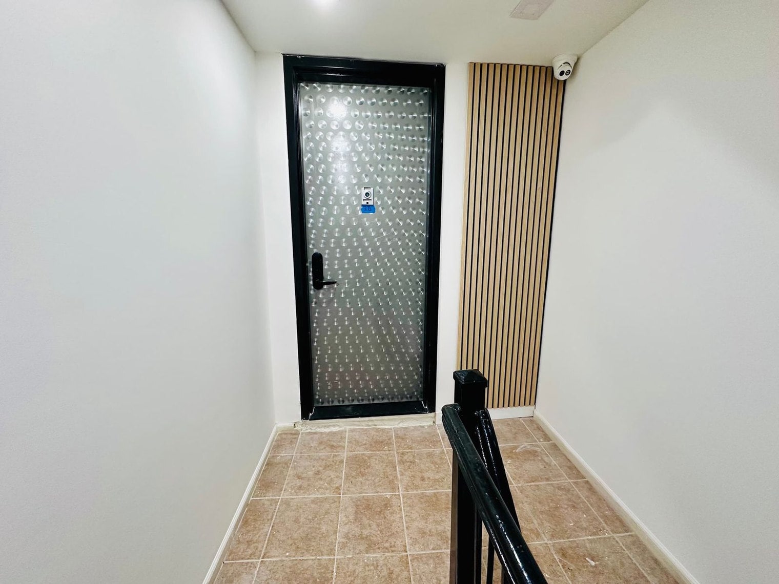 Building Photo - 335 E 22nd St