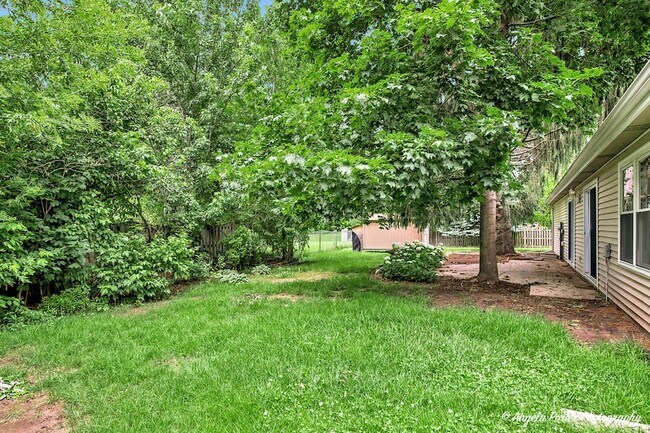 Building Photo - 3287 Medford Ct