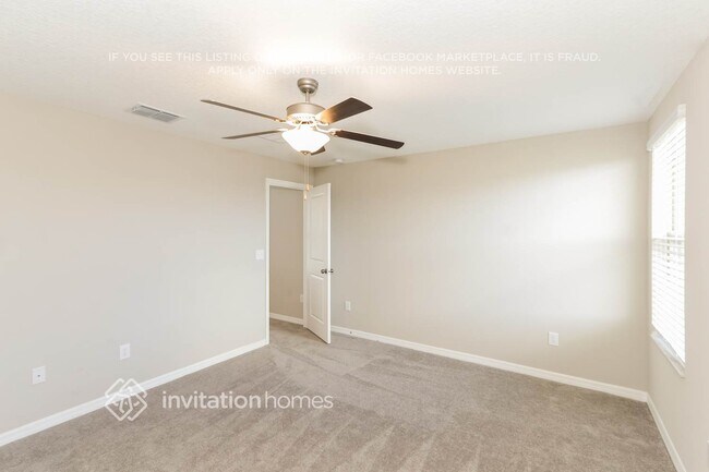 Building Photo - 2206 Treesdale Ave