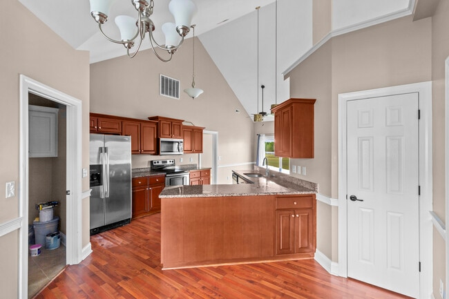 Building Photo - 301 Antioch Rd