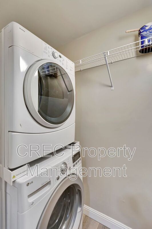 Building Photo - 417 Joy Dr