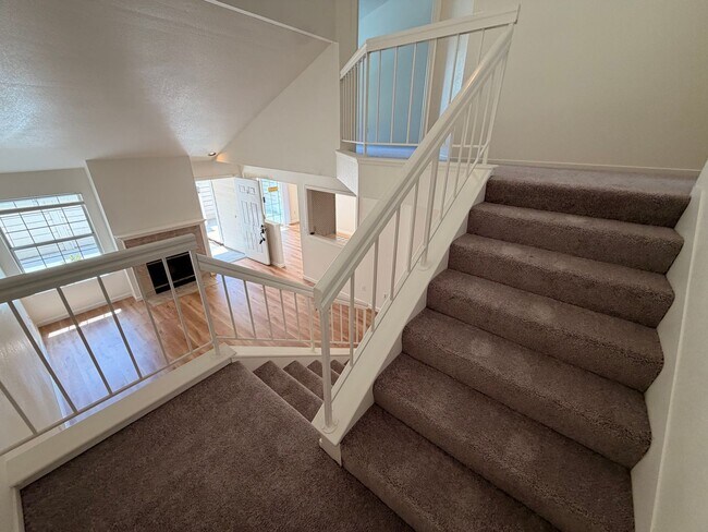 Building Photo - 7379 Stonedale Dr