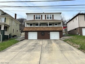 Building Photo - 121 Parr Ave