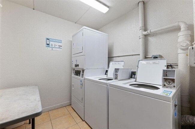 Building Photo - 10265 Gulf Blvd