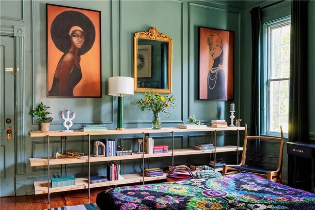 Building Photo - 383 Park Ave SE